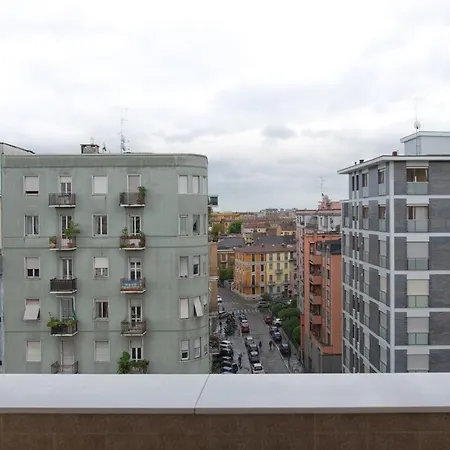 Apartmán New & Bright Balcony Flat By Station *